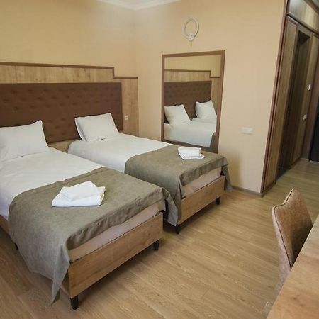 טביליסי Hotel Juralius מראה חיצוני תמונה