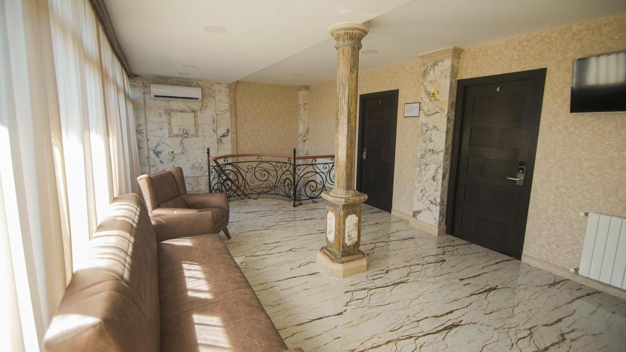 טביליסי Hotel Juralius מראה חיצוני תמונה