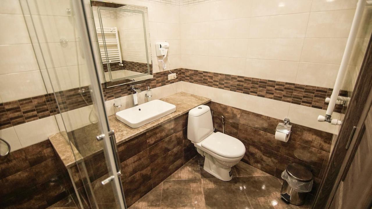 טביליסי Hotel Juralius מראה חיצוני תמונה