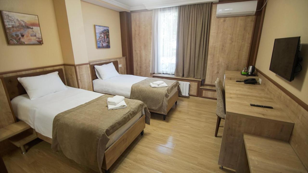 טביליסי Hotel Juralius מראה חיצוני תמונה