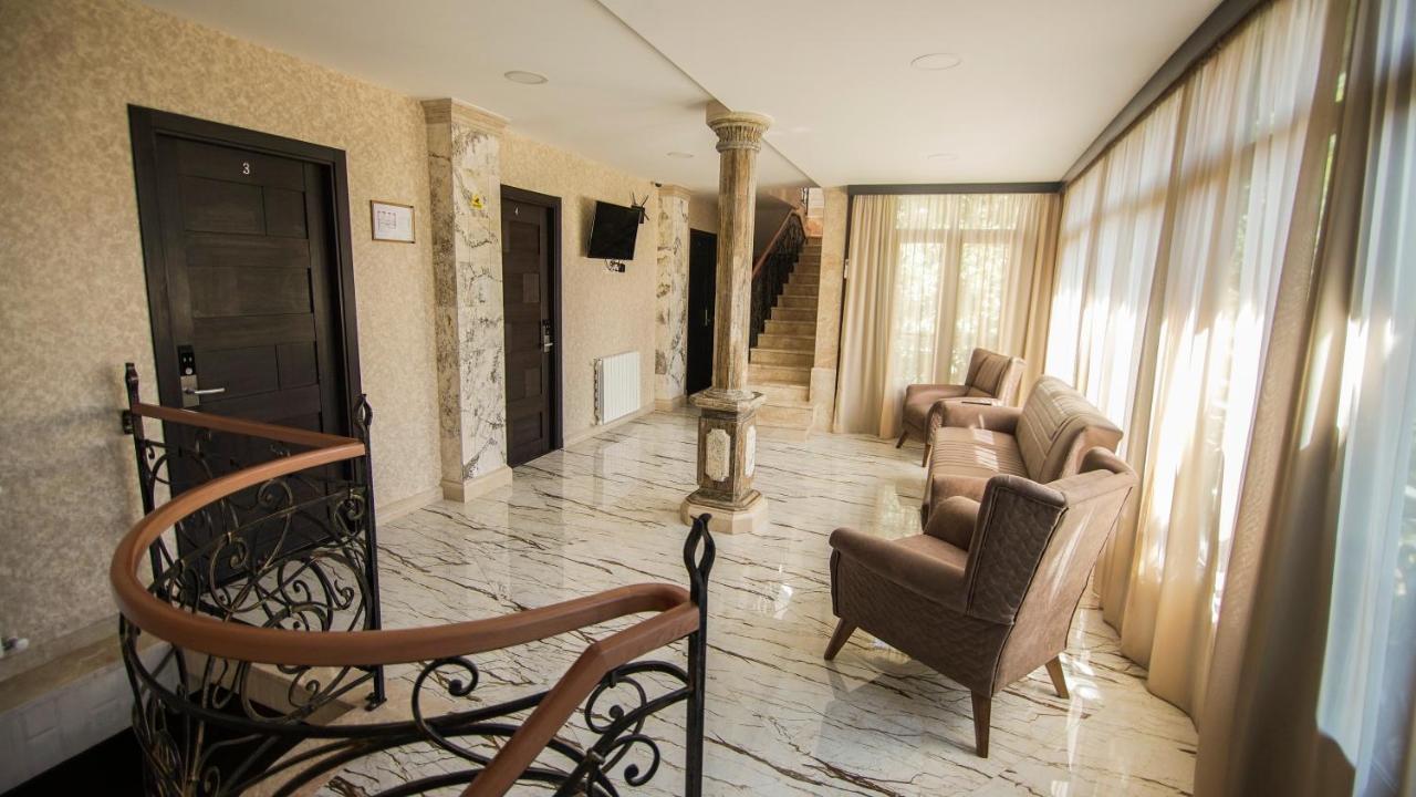 טביליסי Hotel Juralius מראה חיצוני תמונה