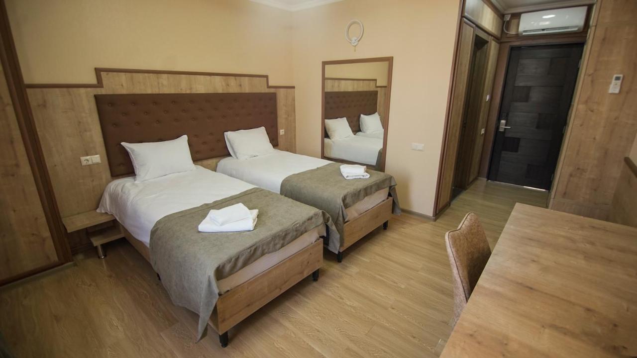 טביליסי Hotel Juralius מראה חיצוני תמונה