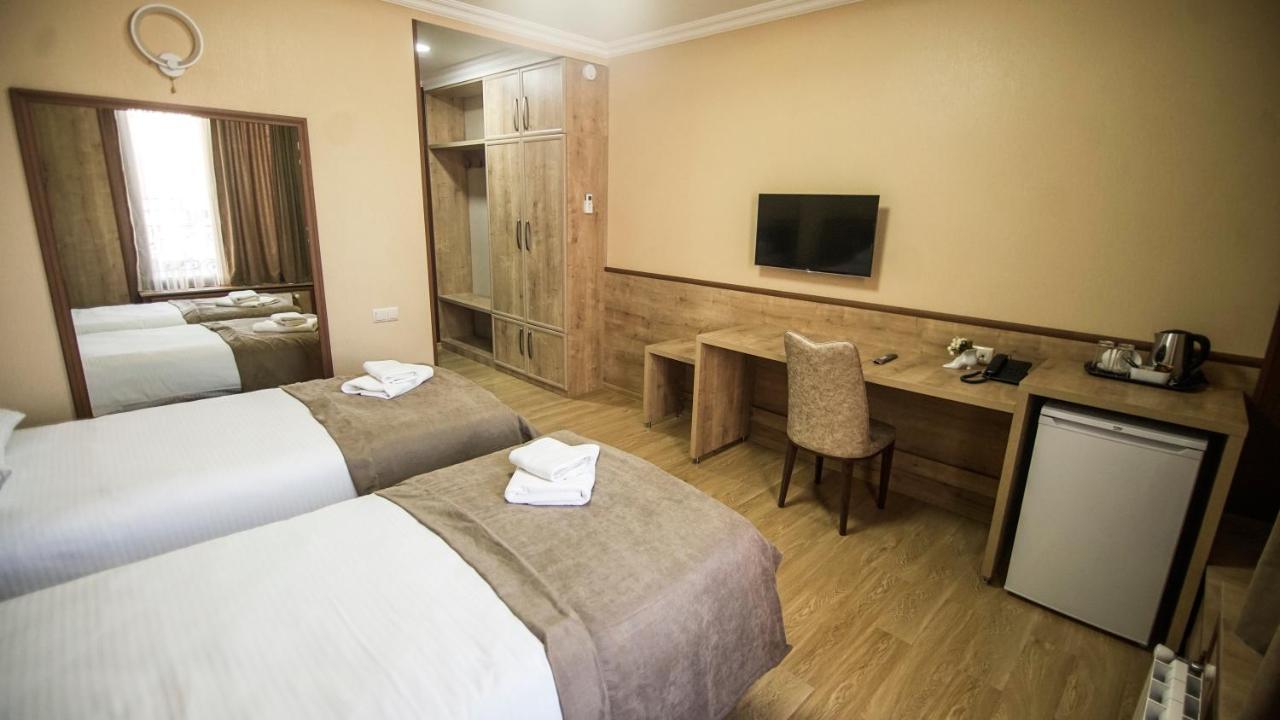 טביליסי Hotel Juralius מראה חיצוני תמונה