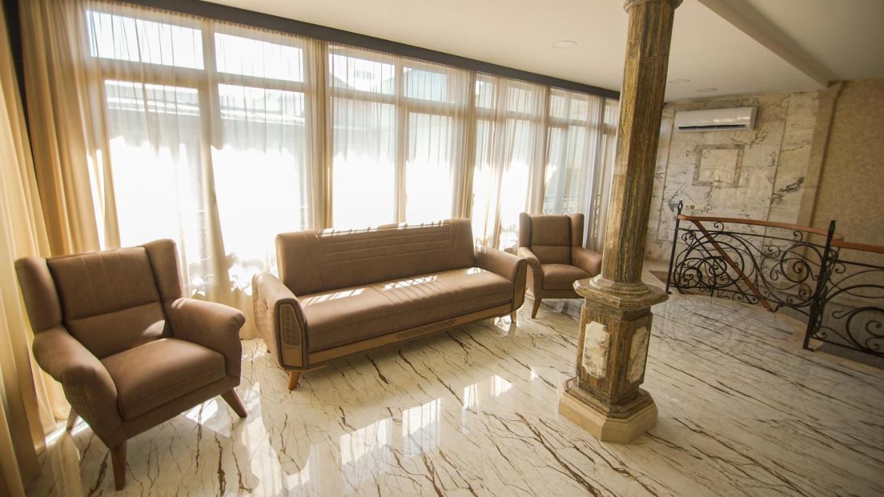טביליסי Hotel Juralius מראה חיצוני תמונה